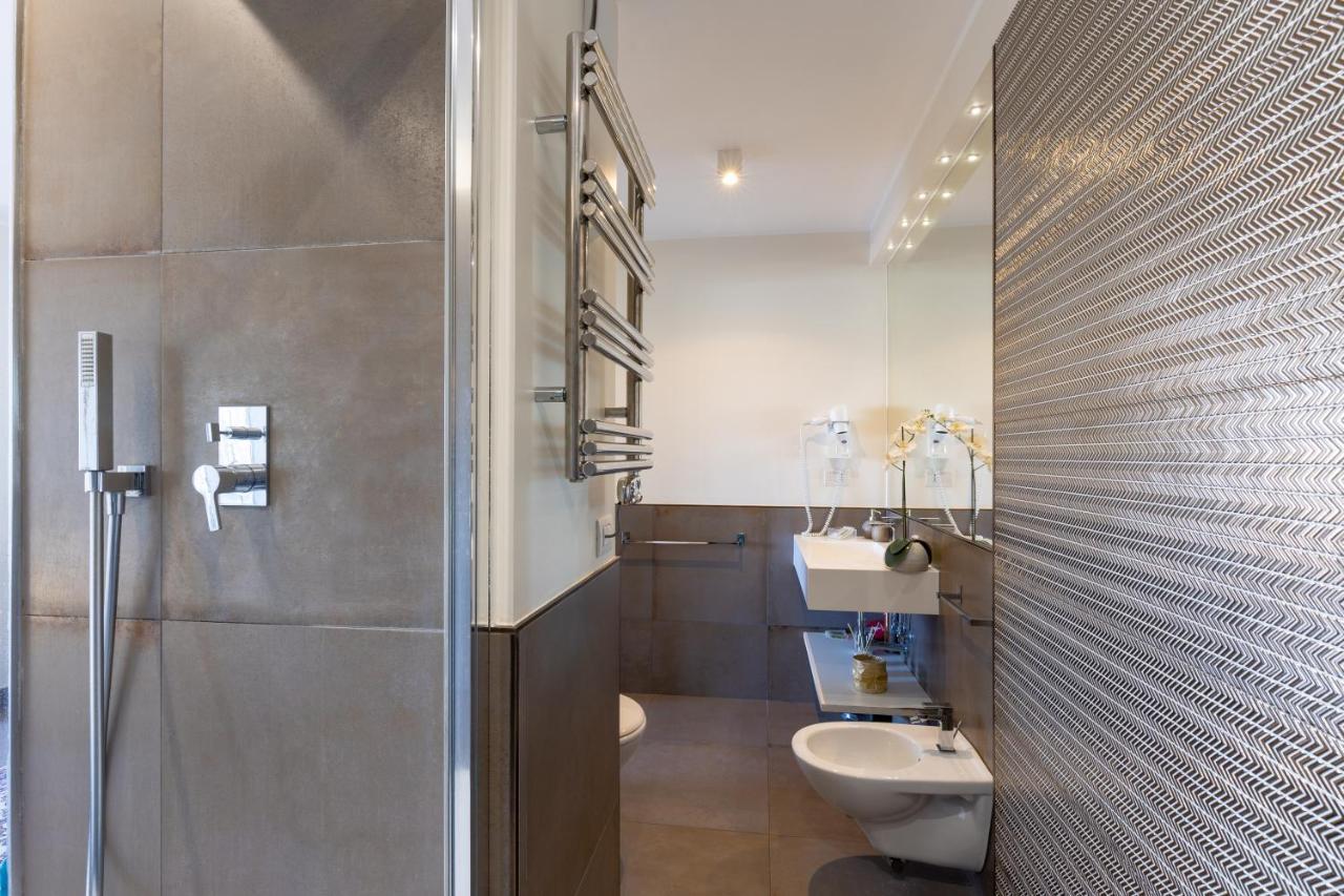 Penthouse With A Panoramic Rooftop In Trastevere With Seasonally Jacuzzi Roma Exterior foto